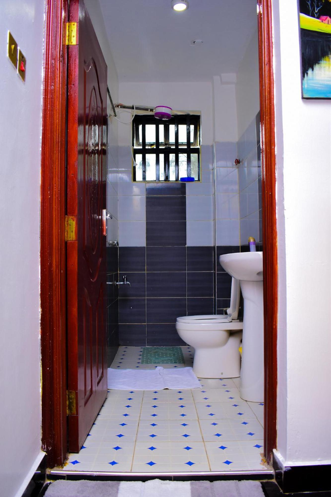 Bomani -4 Nati Apartment
